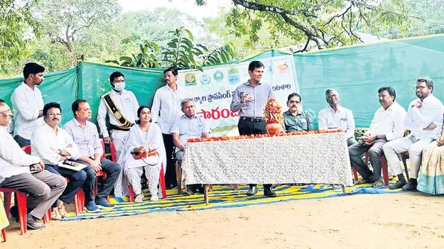 చిరు ధాన్యాల ప్రాసెసింగ్‌ యూనిట్‌ ప్రారంభం