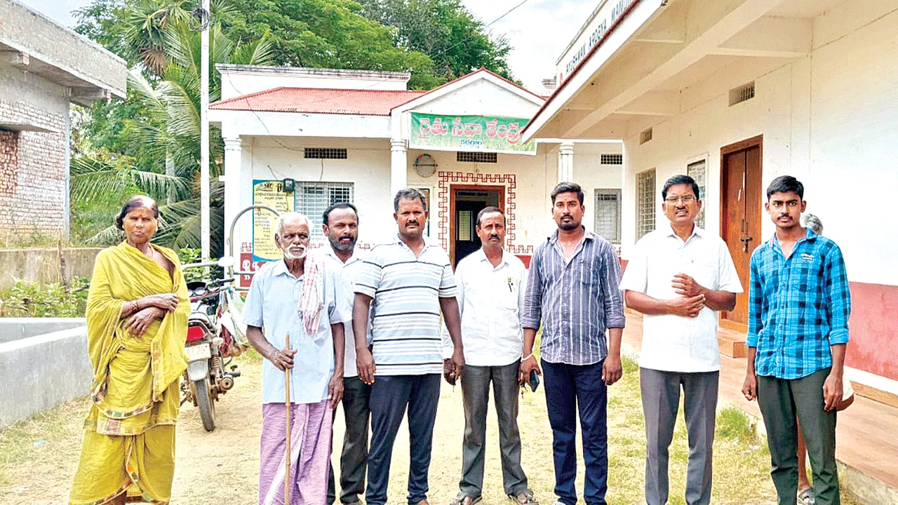 మొరాయిస్తున్న సర్వర్‌