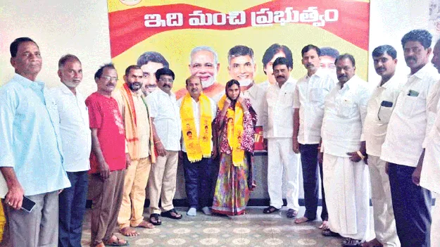 టీడీపీలో క్రమశిక్షణతో మెలగాలి