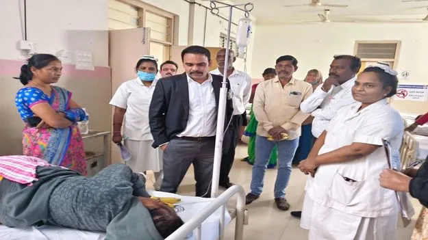 Peddapalli:  ప్రభుత్వాసుపత్రి సేవలను వినియోగించుకోవాలి