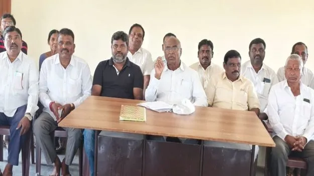 Karimnagar:   మావోయిస్టులను హతం చేయడం దుర్మార్గం