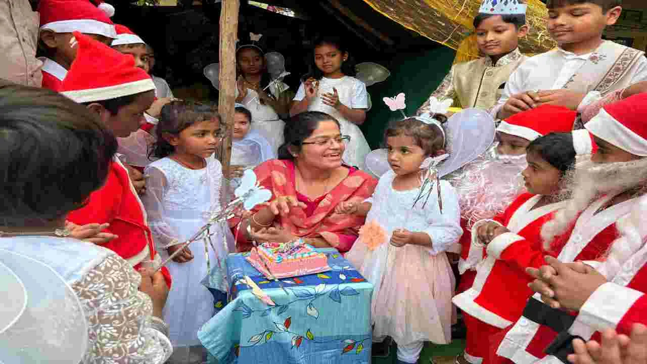 Peddapalli:  ప్రతి ఒక్కరూ అన్ని మతాలను గౌరవించాలి