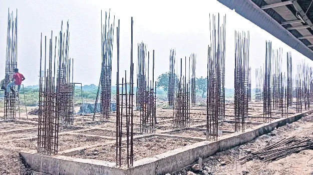 ఆలస్యంగా అమృత్‌ భారత్‌ పనులు