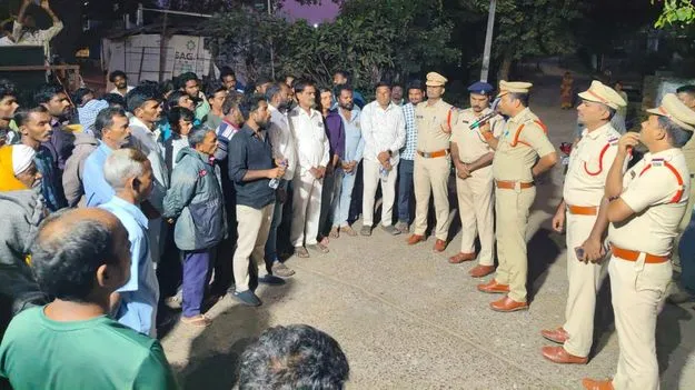 ఎన్నికలు ప్రశాంతంగా జరిగేలా సహకరించాలన్నారు. 