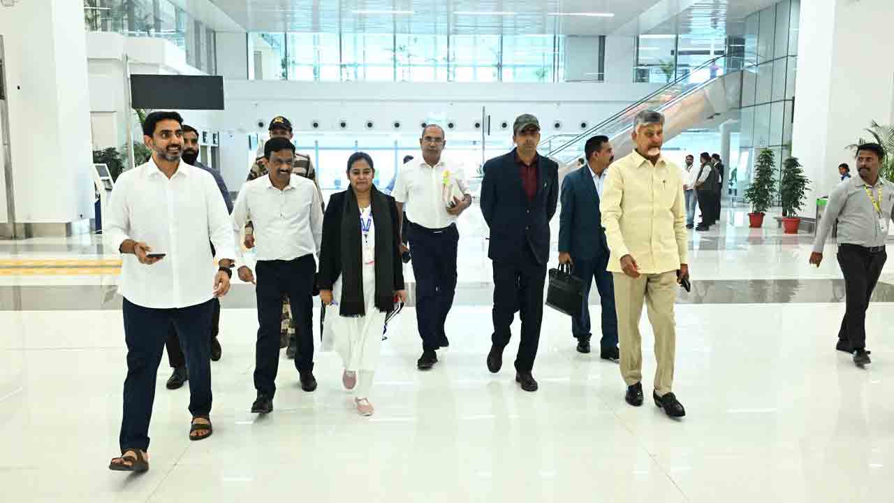  CM Chandrababu Naidu: పాట్నాకు ముఖ్యమంత్రి చంద్రబాబు.. ఘన స్వాగతం పలికిన ఎన్‌డీఏ కూటమి..