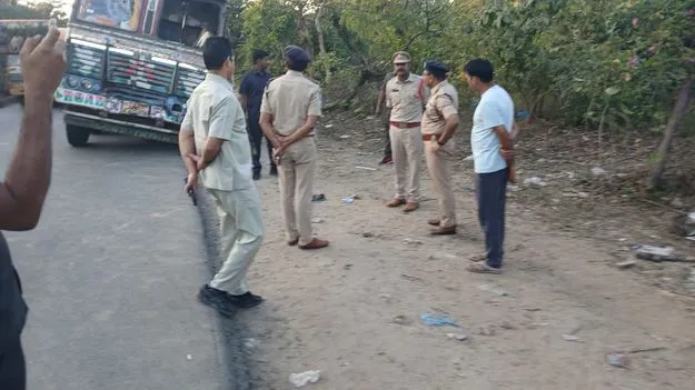 కూలి కోసం వెళ్తూ..కానరానిలోకాలకు