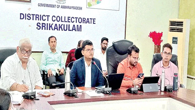 ప్రతి కార్యాలయంలో ఈ-ఆఫీస్‌ తప్పనిసరి