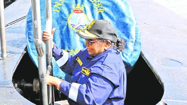 President Droupadi Murmu: ఐఎన్‌ఎస్‌ వాఘ్‌షీర్‌లో రాష్ట్రపతి ప్రయాణం