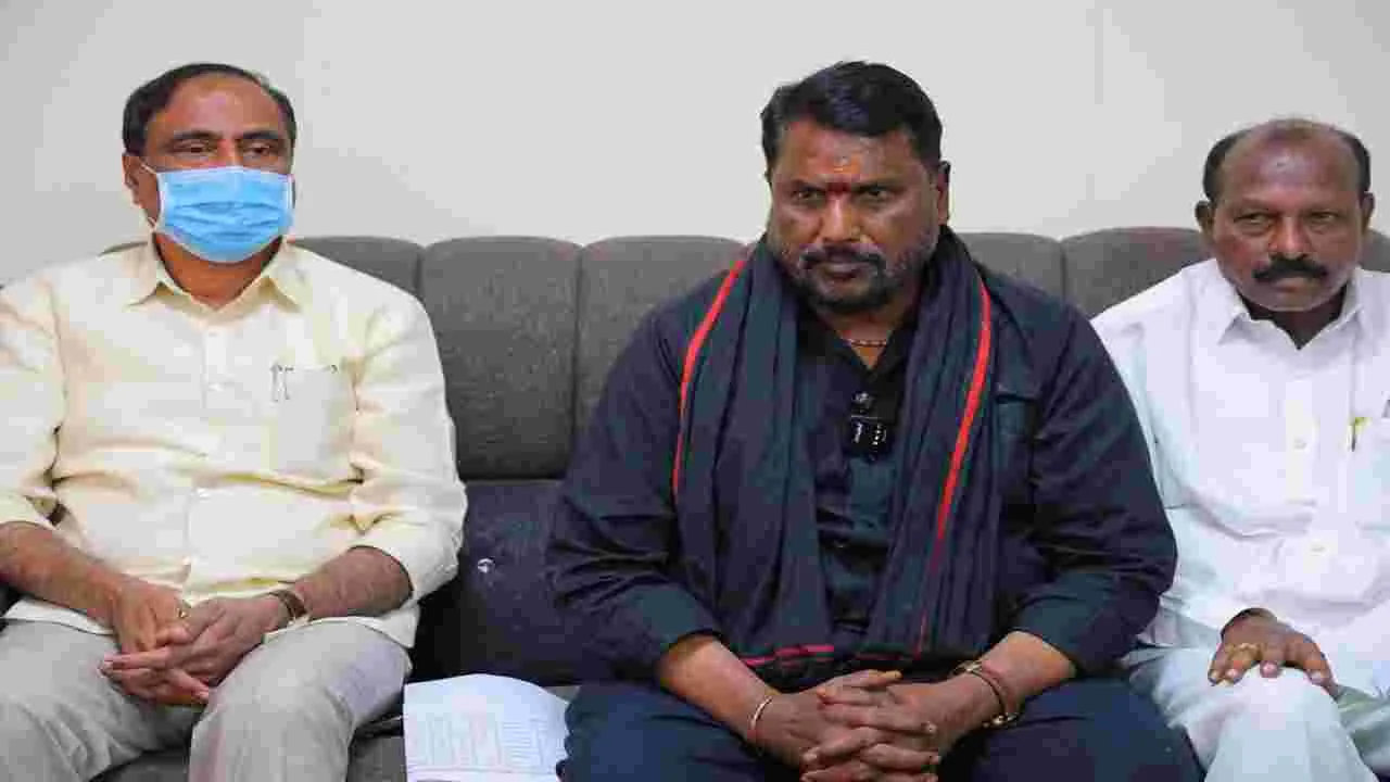 అభివృద్ధి, సంక్షేమానికే పంచాయతీ ఎన్నికల్లో పట్టం