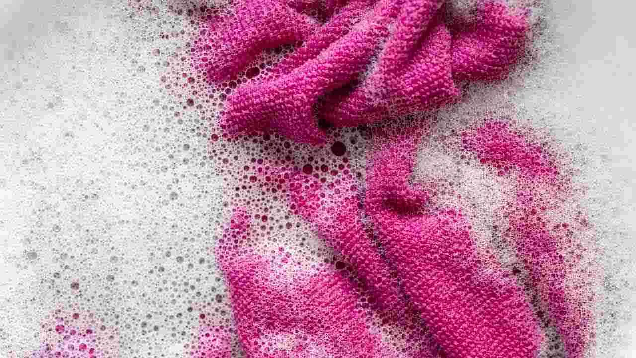 Sweater Cleaning Tips: స్వెట్టర్‌ శుభ్రం ఇలా
