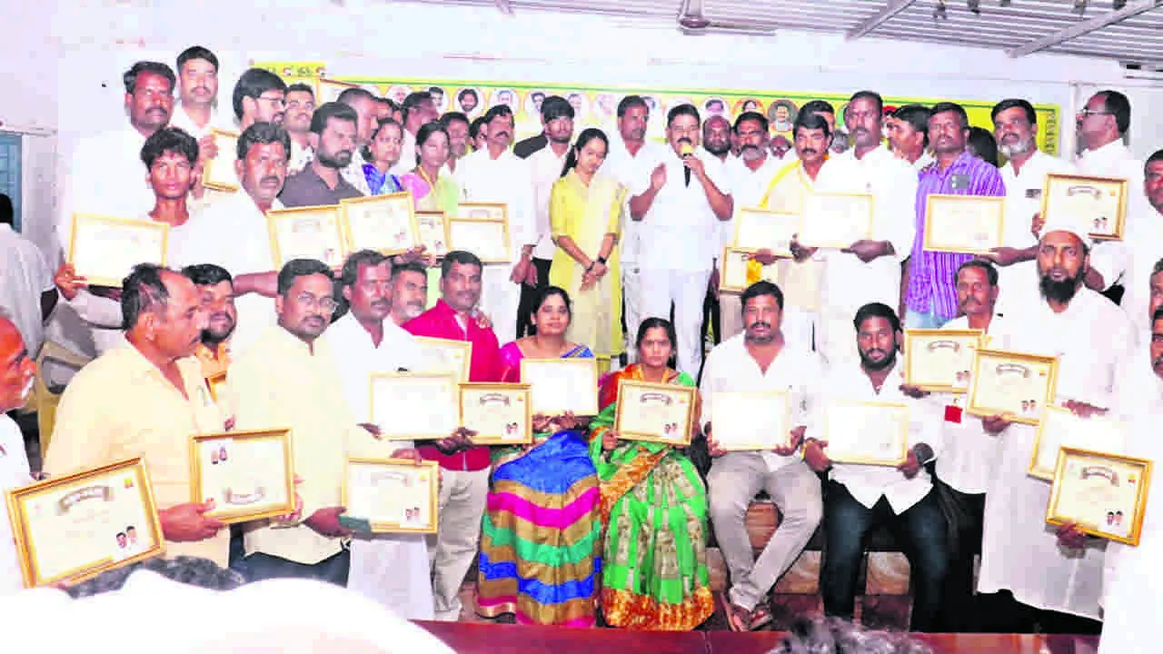 MLA: టీడీపీ అభ్యున్నతిలో కార్యకర్తలే హీరోలు