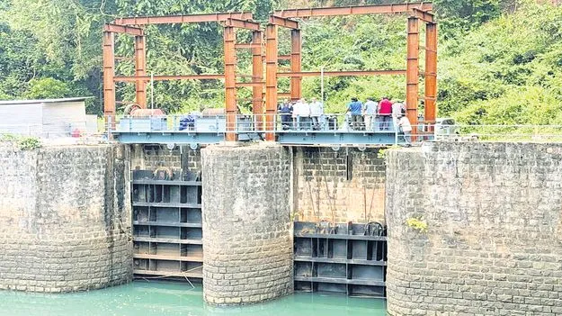 పొల్లూరు యూనిట్ల పనులకు శ్రీకారం