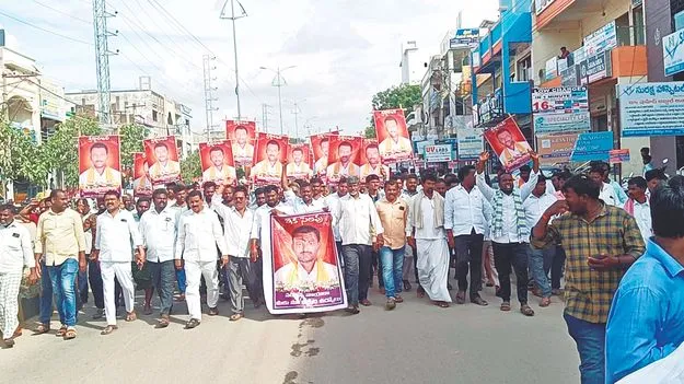  ప్రమాదమా.. హత్యా? 