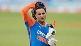 Abhishek Sharma: అభిషేక్ శర్మ విధ్వంసం.. మరో సూపర్ సెంచరీ!