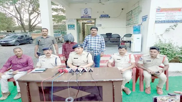 హత్యాచారం కేసు నిందితుడి అరెస్టు