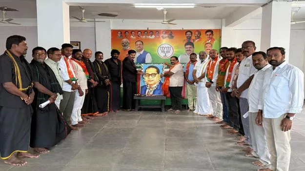 రాజ్యాంగ పరిరక్షణ ప్రతీ ఒక్కరి బాధ్యత 