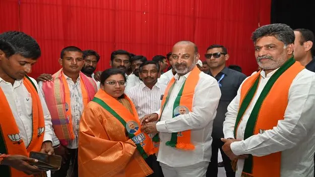  Karimnagar:  సర్పంచ్‌లకు అన్ని విధాలా అండగా ఉంటాం..