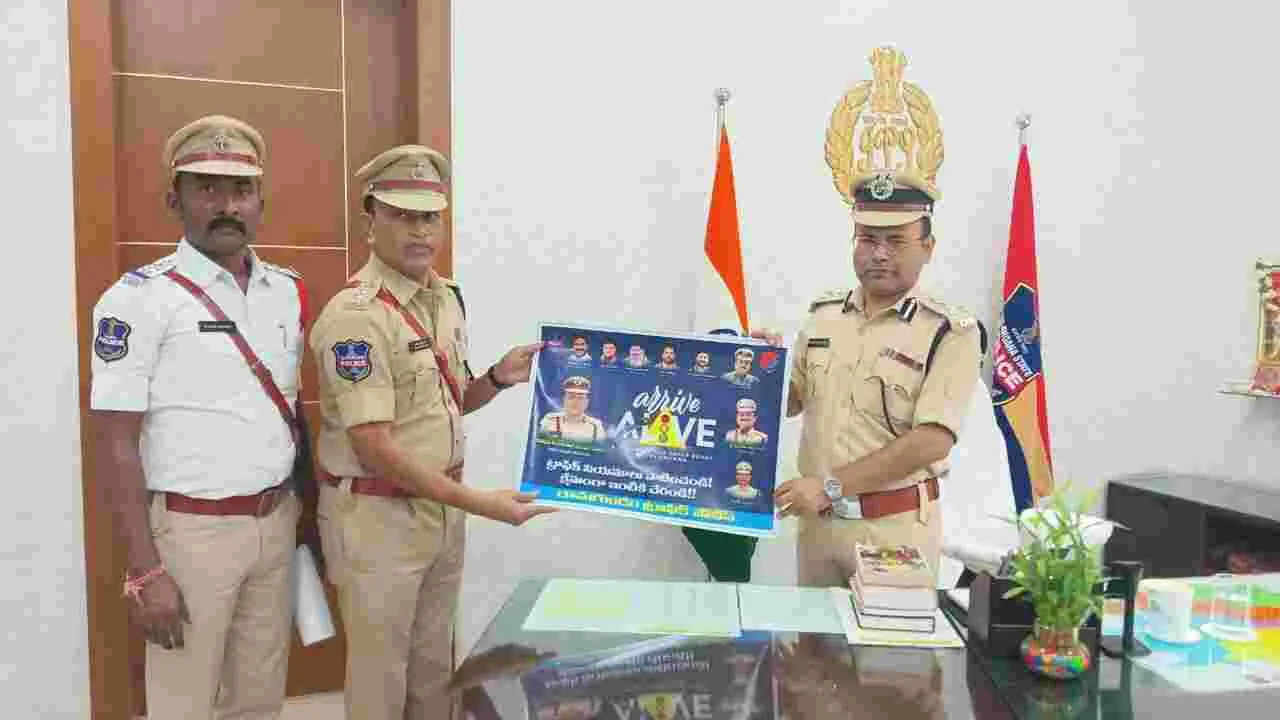 Peddapalli:   కమిషనరేట్‌లో రోడ్డు ప్రమాదాలు తగ్గించడమే లక్ష్యం