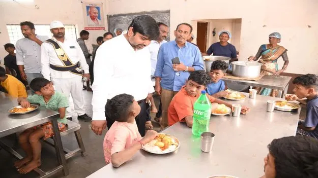 పిల్లలూ భోజనం ఎలా ఉంది