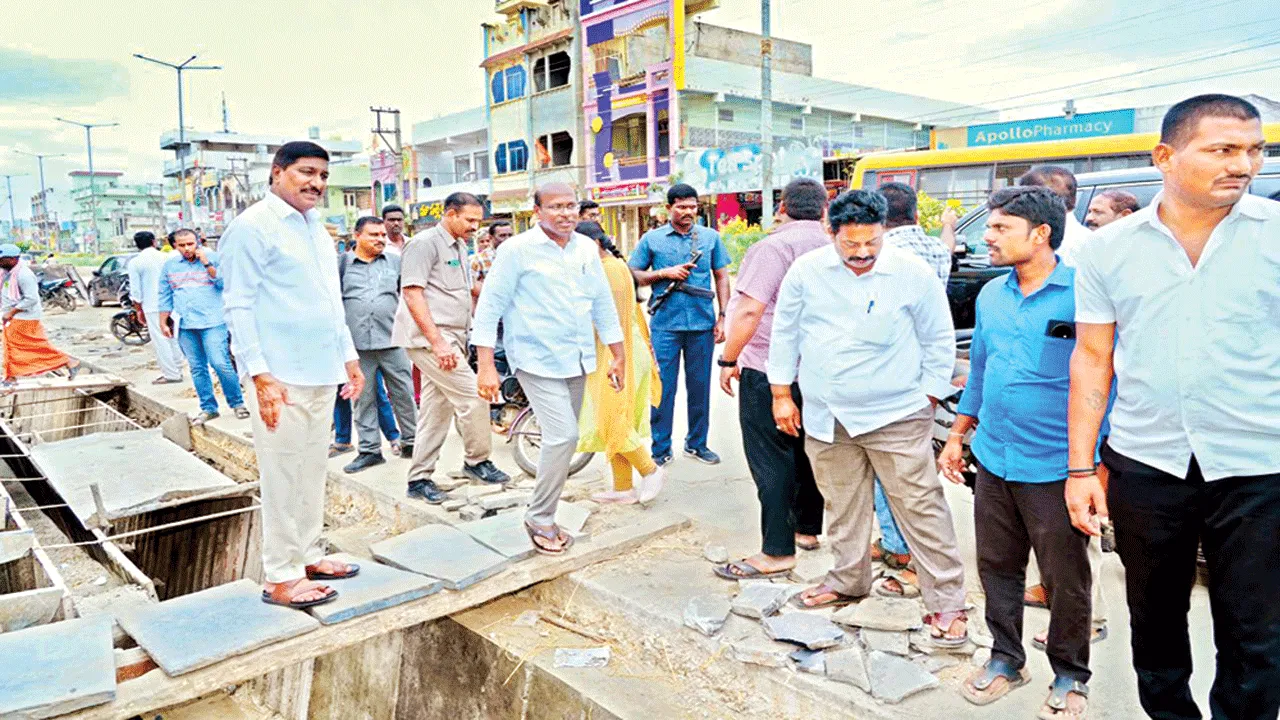 బనగానపల్లెను మోడల్‌ సిటీగా తీర్చిదిద్దుతా