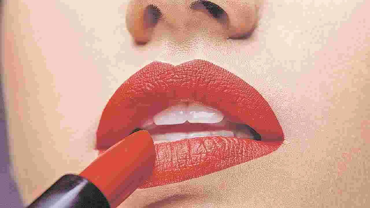 Toxic Metals Found in Popular Lipsticks: లిప్‌స్టిక్‌లో విషాలు
