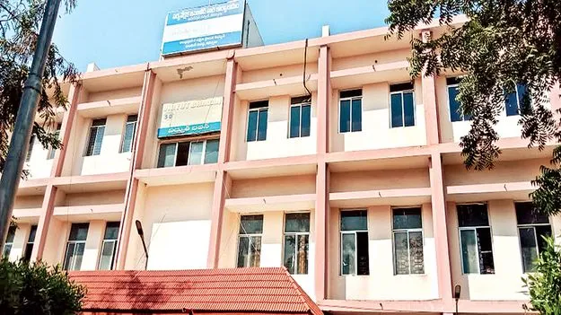    విద్యుత ఉద్యోగుల బదిలీల్లో అవకతవకలు