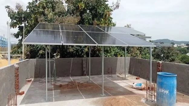 వెలగని సోలార్‌.. కాంతులు