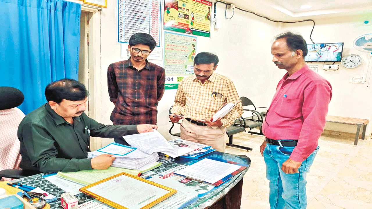 క్లినికల్‌ ఎస్టాబ్లిష్మెంట్‌ నిబంధనలు పాటించాలి