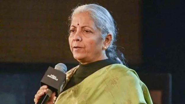 Nirmala Sitharaman Global Trade Tariffs: సుంకాలే ఆయుధాలయ్యాయ్‌