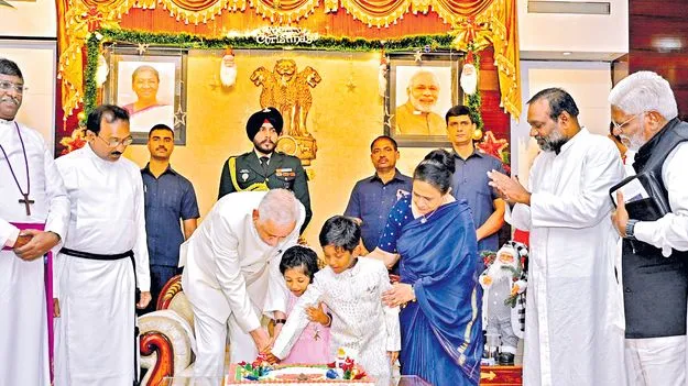 Governor Abdul Nazeer: క్రీస్తు జీవితం స్ఫూర్తిదాయకం : గవర్నర్‌