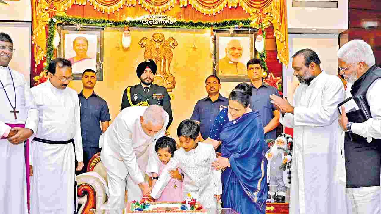 Governor Abdul Nazeer: క్రీస్తు జీవితం స్ఫూర్తిదాయకం : గవర్నర్‌