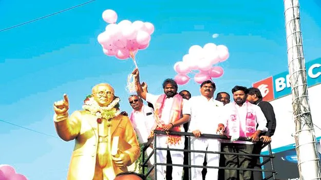 క్లోజింగ్‌ తెలంగాణ వైపు కాంగ్రెస్‌ పాలన 