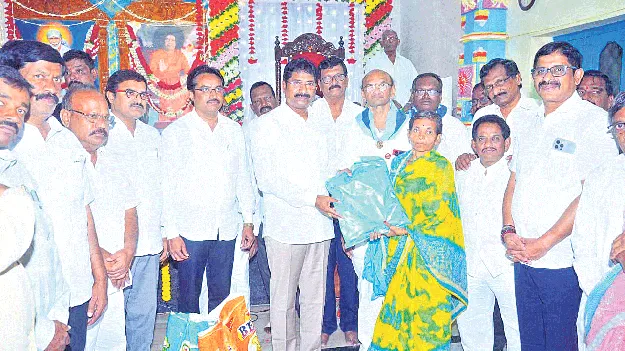 వైభవంగా సత్యసాయి జయంతి ఉత్సవాలు