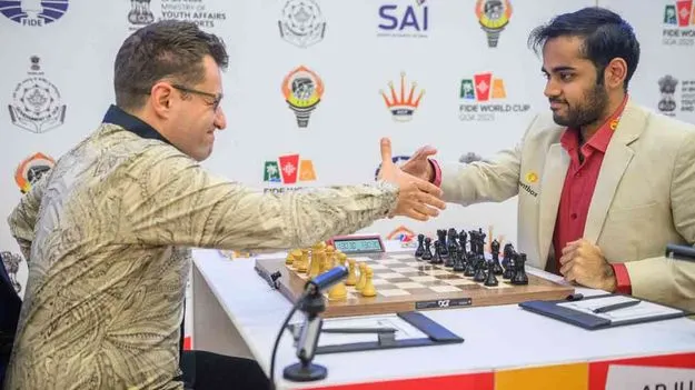 FIDE World Cup Chess: క్వార్టర్స్‌కు అర్జున్‌