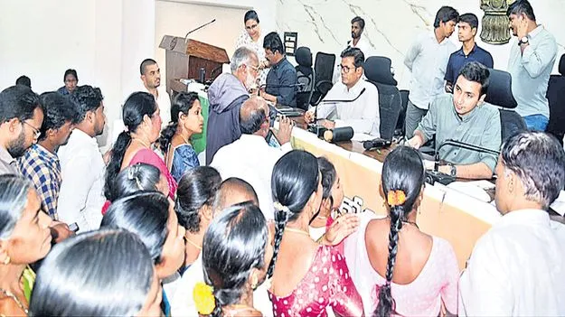 సమస్యలను సత్వరమే పరిష్కరించాలి 