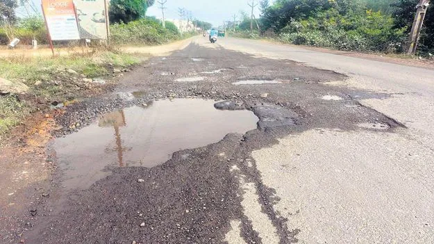 ఆదమరిస్తే అంతే..