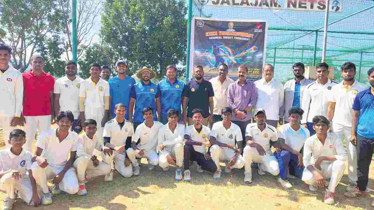 జిల్లా క్రీడాకారులు రంజీకి ఆడాలి