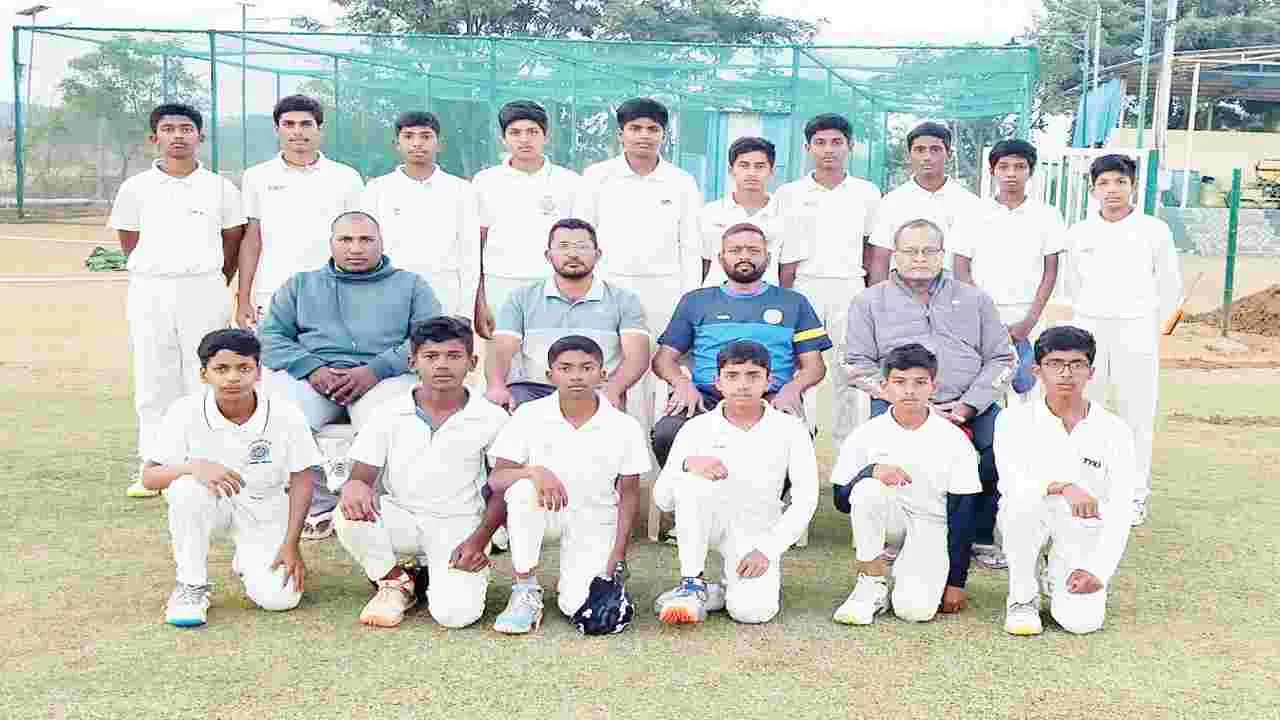 హెచ్‌సీఏ టోర్నీలో ప్రతిభ చాటాలి