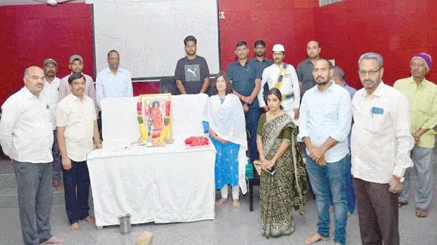 కలెక్టరేట్‌లో సత్యసాయిబాబా శత జయంతి