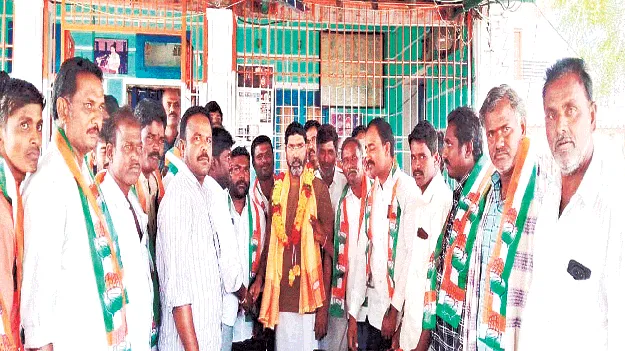 గ్రామాల అభివృద్ధి చూసే కాంగ్రెస్‌లో చేరికలు
