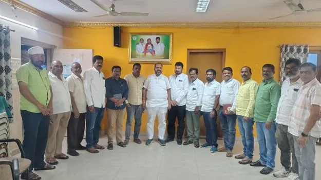 ఉద్యోగుల సహనాన్ని పరీక్షించవద్దు...