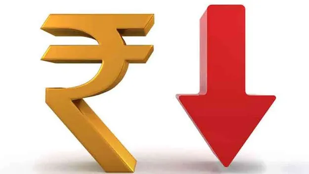 Indian Rupee Hits New Lifetime Low: పడిపోయే