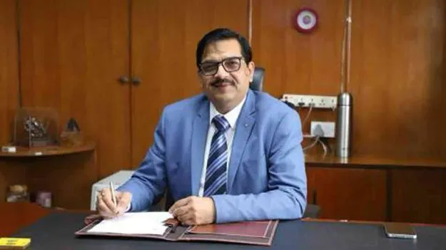 Raghuram Rajan Warns India: సూపర్‌ పవర్‌ అంతా ఈజీ కాదు