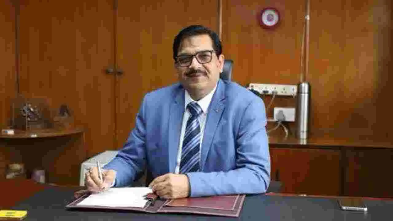 Raghuram Rajan Warns India: సూపర్‌ పవర్‌ అంతా ఈజీ కాదు