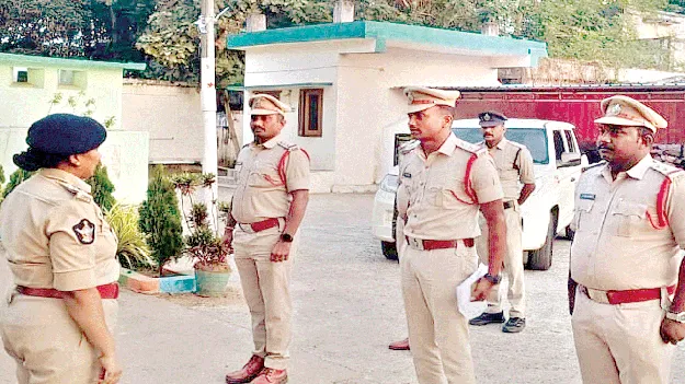 శాంతిభద్రతలకు విఘాతం కలిగిస్తే చర్యలు 