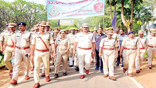 Duties should be performed with dedication అంకితభావంతో విధులు నిర్వర్తించాలి