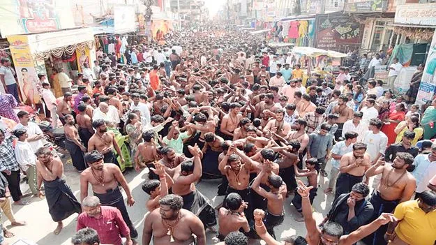 స్వామియే శరణం అయ్యప్ప!