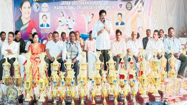 ఆత్మరక్షణకు మార్షల్‌ ఆర్ట్స్‌ దోహదం