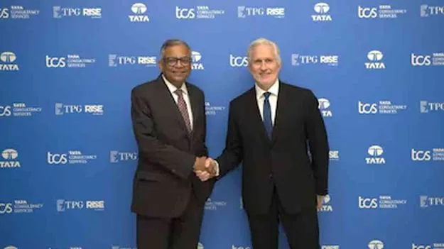 TCS Partners with TPG: డేటా సెంటర్‌ వ్యాపారంలో రూ 18,000 కోట్ల పెట్టుబడి