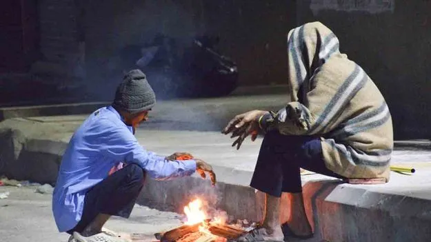 Cold Wave: గజ గజ.. సింగిల్ డిజిట్‌కి పడిపోయిన ఉష్ణోగ్రతలు